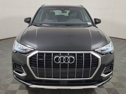 Used 2022 Audi Q3 2.0T Premium w/ Convenience Package AWD/4WD image 2