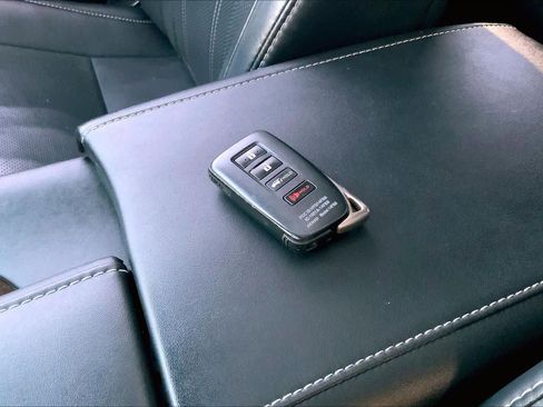 Used 2019 Lexus RX 350 image 14