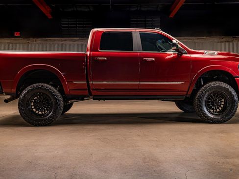 Used 2019 RAM 2500 Limited image 12
