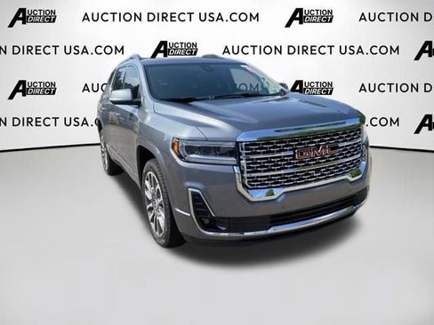 Used 2022 GMC Acadia Denali w/ Denali Ultimate Package AWD/4WD image 3