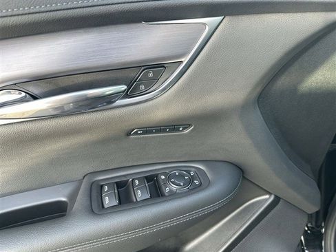 Certified 2024 Cadillac XT6 Luxury image 13