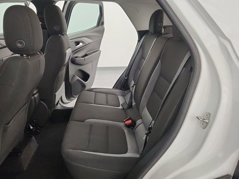 Used 2021 Chevrolet TrailBlazer LS image 24