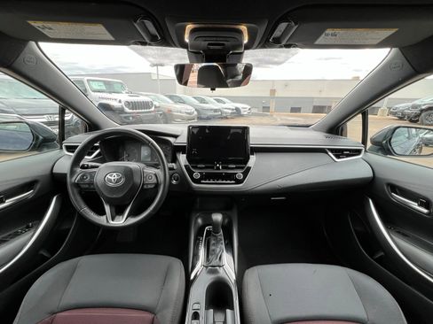 Used 2024 Toyota Corolla SE image 9
