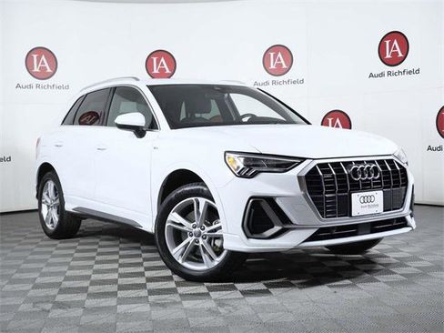 Used 2021 Audi Q3 2.0T Premium Plus image 1