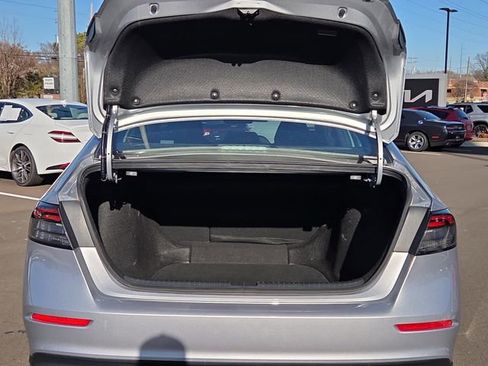 Used 2024 Honda Accord Sport image 13