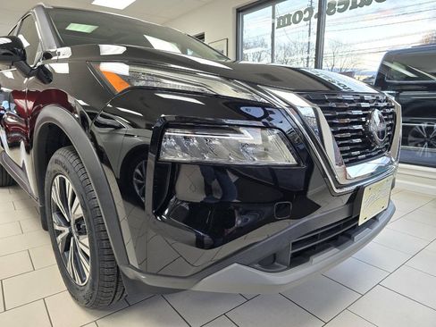 Used 2023 Nissan Rogue SV w/ SV Premium B Package AWD/4WD image 4