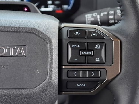 Used 2025 Toyota Land Cruiser AWD/4WD image 7