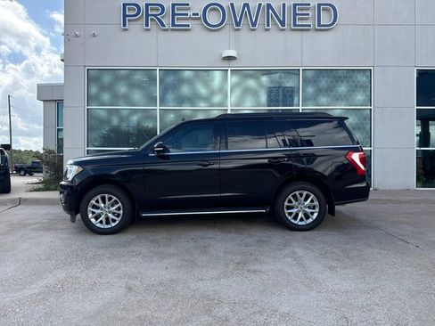 Used 2020 Ford Expedition XLT w/ Equipment Group 202A RWD image 1