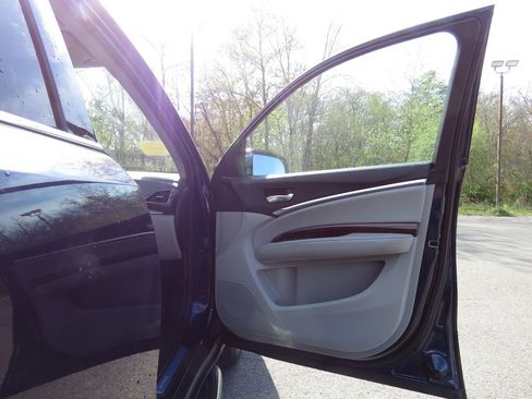 Used 2016 Acura MDX SH-AWD image 12
