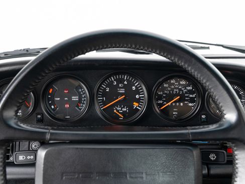 Used 1987 Porsche 911 Carrera image 18