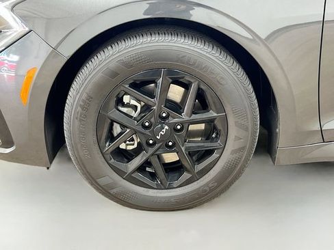Certified 2025 Kia K5 LXS image 29