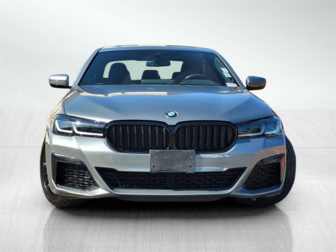 Used 2023 BMW 530i w/ M Sport Package image 2