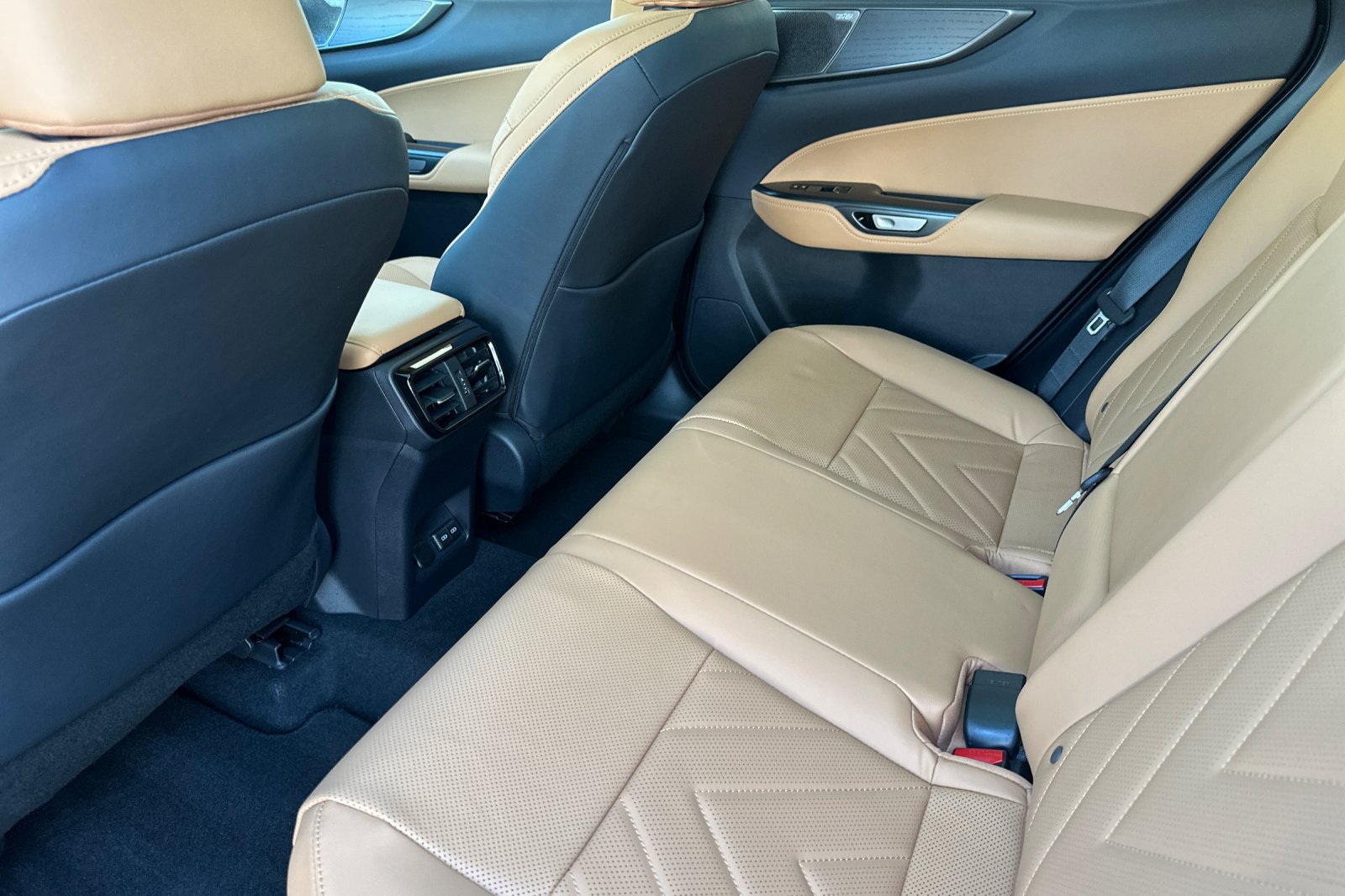 Certified 2026 Lexus NX 350 AWD w/ Accessory Package (Z1) image 14