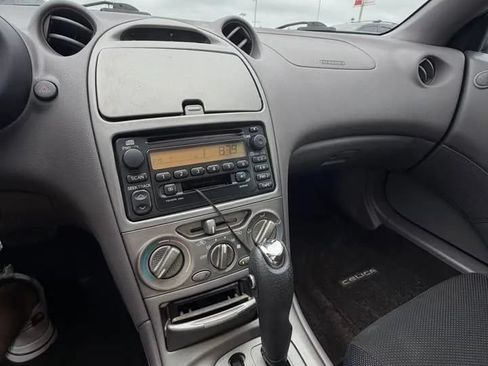 Used 2001 Toyota Celica GT FWD image 6