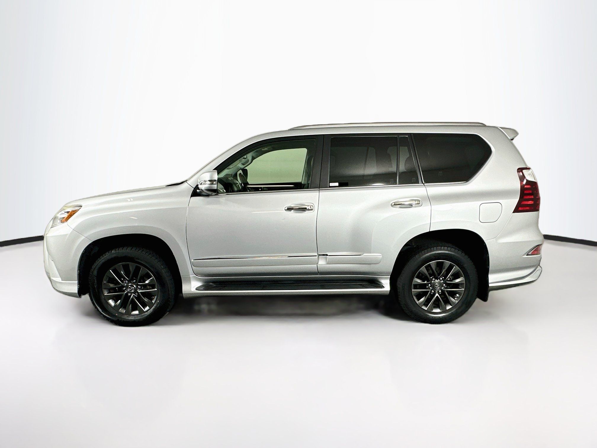 Used 2017 Lexus GX 460 Premium AWD/4WD image 4