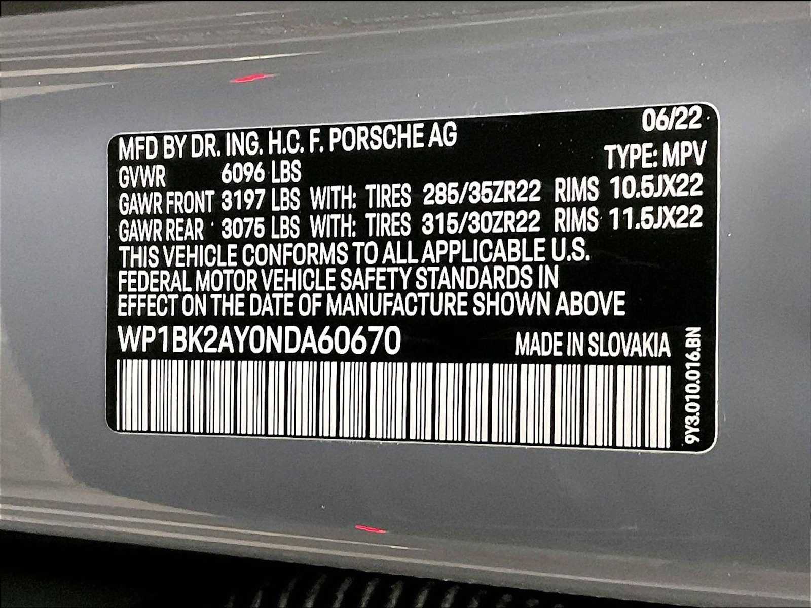 Certified 2022 Porsche Cayenne Turbo GT AWD/4WD image 36