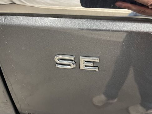 Used 2019 Volkswagen Atlas SE FWD image 16