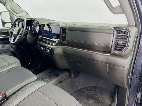 Used 2024 GMC Sierra 3500 SLE image 28