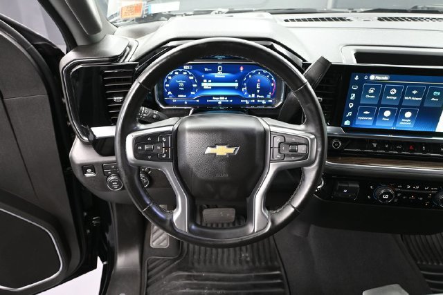 Used 2025 Chevrolet Silverado 2500 LT w/ Convenience Package AWD/4WD image 20
