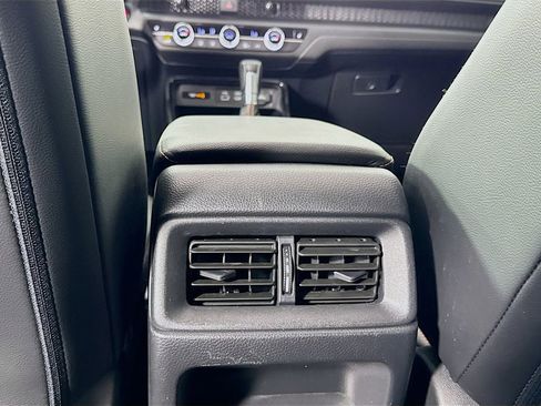 Used 2025 Honda CR-V Sport-L image 31