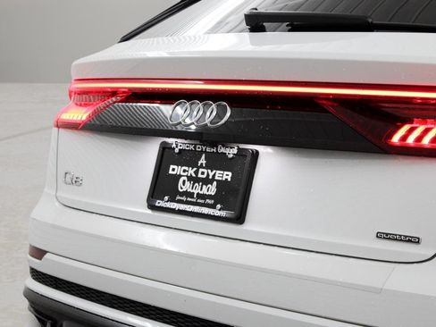 Used 2019 Audi Q8 Premium Plus w/ Premium Plus AWD/4WD image 32