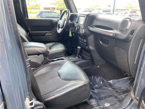 Used 2016 Jeep Wrangler Unlimited Sport AWD/4WD image 31