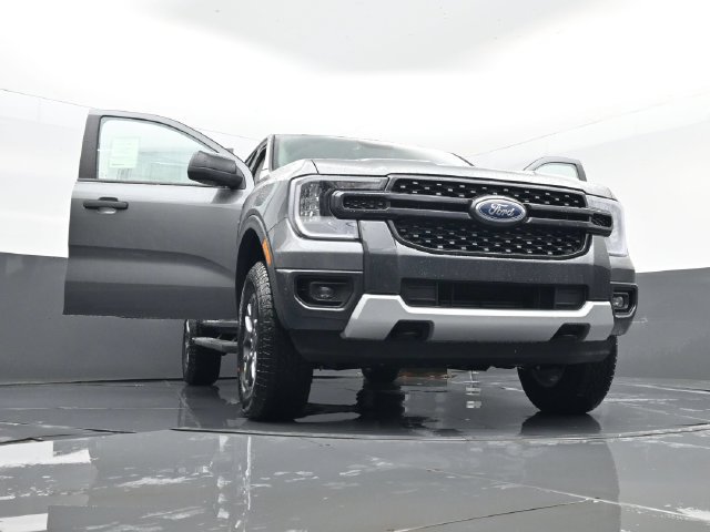 New 2026 Ford Ranger XLT w/ Equipment Group 301A High AWD/4WD image 31