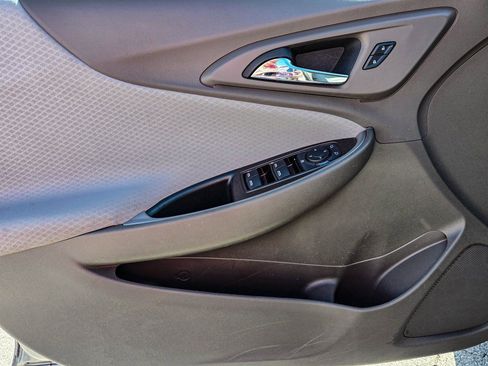 Certified 2025 Chevrolet Malibu LT FWD image 10