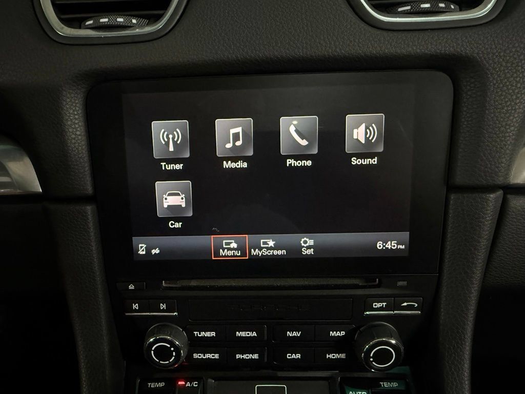 Used 2018 Porsche 718 Boxster RWD image 32