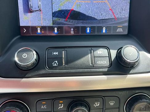 Used 2020 GMC Acadia Denali image 19