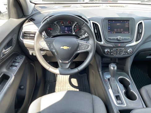 Used 2020 Chevrolet Equinox LT FWD image 9