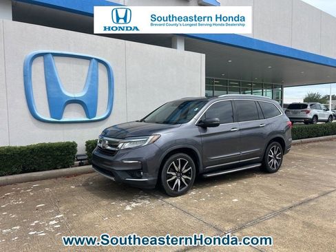 Used 2021 Honda Pilot Touring image 1
