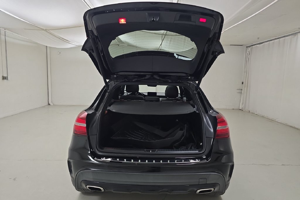 Used 2019 Mercedes-Benz GLA 250 4MATIC image 28