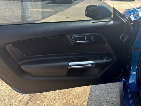Used 2021 Ford Mustang GT w/ GT Performance Package RWD image 9