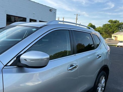 Used 2015 Nissan Rogue SV AWD/4WD image 15
