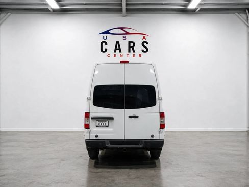 Used 2020 Nissan NV 3500 SV w/ Navigation Package RWD image 4