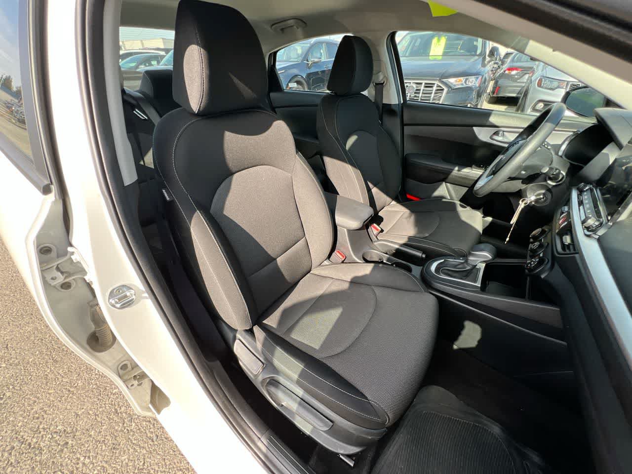 Certified 2024 Kia Forte LXS FWD image 28