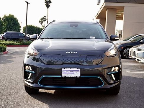 Used 2022 Kia Niro EX Premium image 5