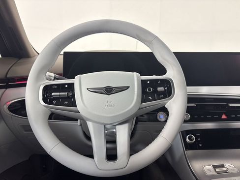 New 2026 Genesis GV70 2.5T Advanced AWD/4WD image 25