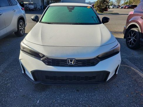 Used 2025 Honda Civic Sport image 9