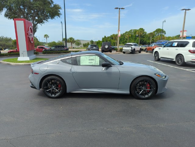 New 2026 Nissan Z Performance w/ Floor Mat Package RWD image 3