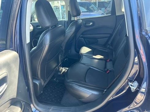 Used 2020 Jeep Compass Latitude AWD/4WD image 15