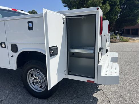 New 2026 Ford F250 XL w/ XL Chrome Package AWD/4WD image 19