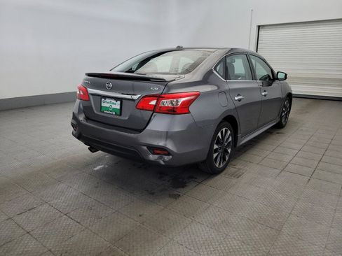 Used 2019 Nissan Sentra SR w/ Premium Package (SR) FWD image 9