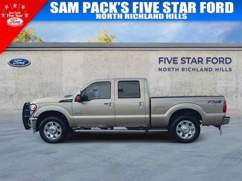 Used 2014 Ford F250 Lariat w/ Chrome Package AWD/4WD image 6
