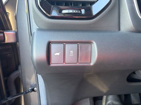 Used 2025 Honda Pilot EX-L image 18