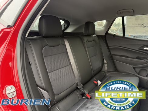 New 2026 Chevrolet Trax LT w/ Driver Confidence Package image 24