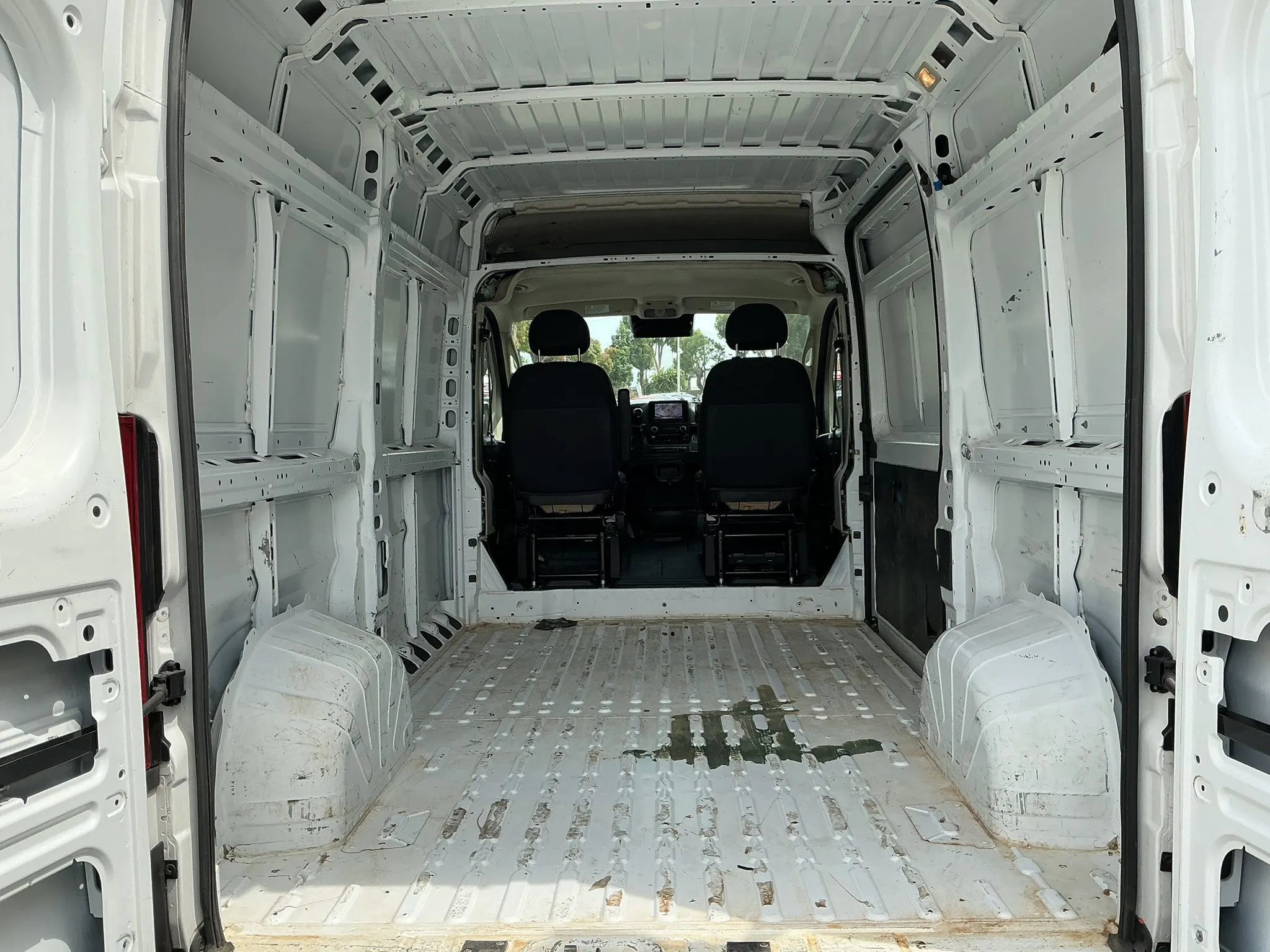 Used 2022 RAM ProMaster 2500 FWD image 12