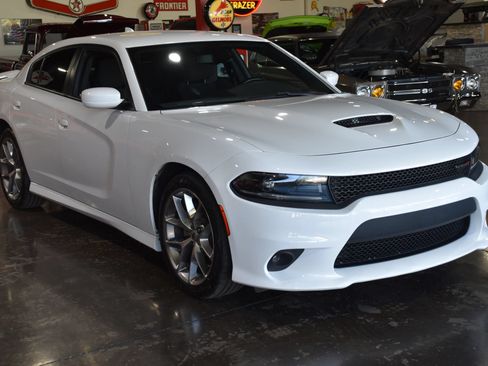 Used 2022 Dodge Charger GT RWD image 2