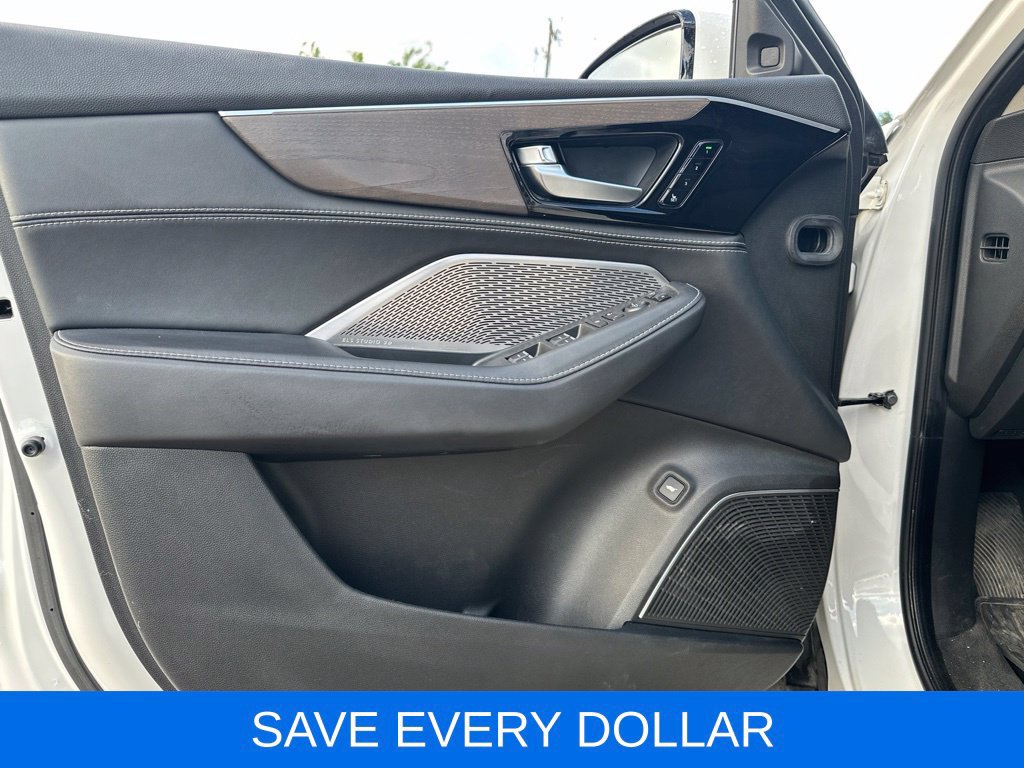Used 2024 Acura MDX w/ Advance Package AWD/4WD image 5